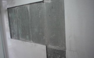 你家的瓷砖真的安全吗？别让“面子工程”变成“隐患源头”！